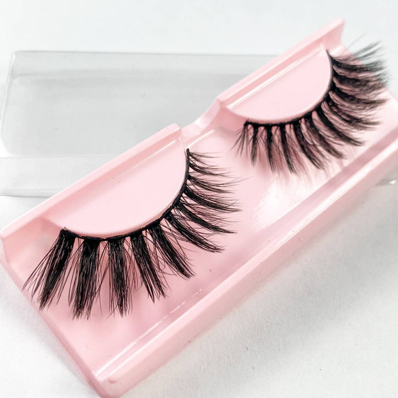 Tina T Bold Glam Volume Instagram False Eyelashes - Picture 1 of 13